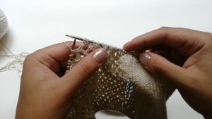 СУПЕР ПРОСТАЯ И ОЧЕНЬ ЭФФЕКТНАЯ СЕТКА СПИЦАМИ. Красивый узор для летних топов, маек, кофточек!