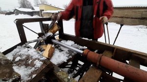 Т-40 и САМОДЕЛЬНЫЙ ДРОВОКОЛ/РАБОТАЕМ/ЗАЦЕНИТЕ ДРОВОКОЛ В РАБОТЕ