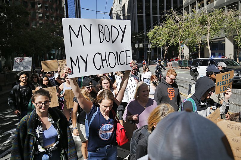 США охватили протесты из-за ограничений права на аборты / События на ТВЦ
