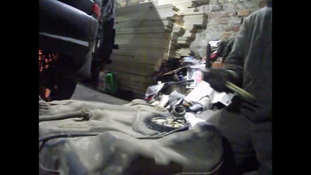 замена бензонасоса на форд фокус C MAX или как снять бензобак смотреть онлайн