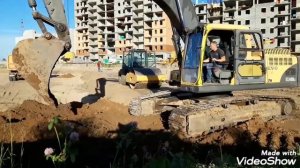 РАБОТА НА Экскаваторе и Грунтовом КАТКЕ. EXKOVATOR Volvo 240BLc