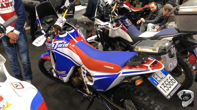 Honda Africa Twin - racing and travel bikes prepared by famous Italian rally rider Roberto Boano смотреть онлайн