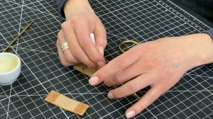 Как сделать идеальную деталь для крепления ремешка. 3 важных момента