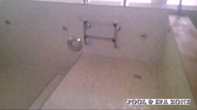 Бассей для плавания, джакузи с гидромассажем, холодная и горячая купель. Spa zone. смотреть онлайн