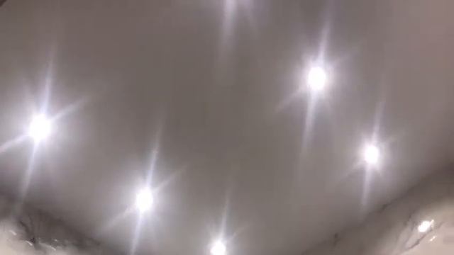 Недорогая цена на натяжные потолки в СПб смотреть онлайн