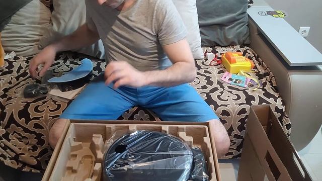 Распаковка — Робот-пылесос 360 Robot Vacuum Cleaner C50-1 смотреть онлайн