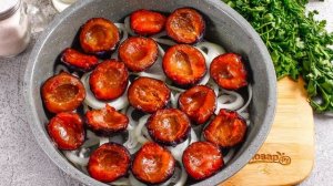 Курица со сливой в духовке