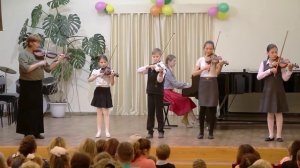 Веселое настроение, исп. Ансамбль скрипачей