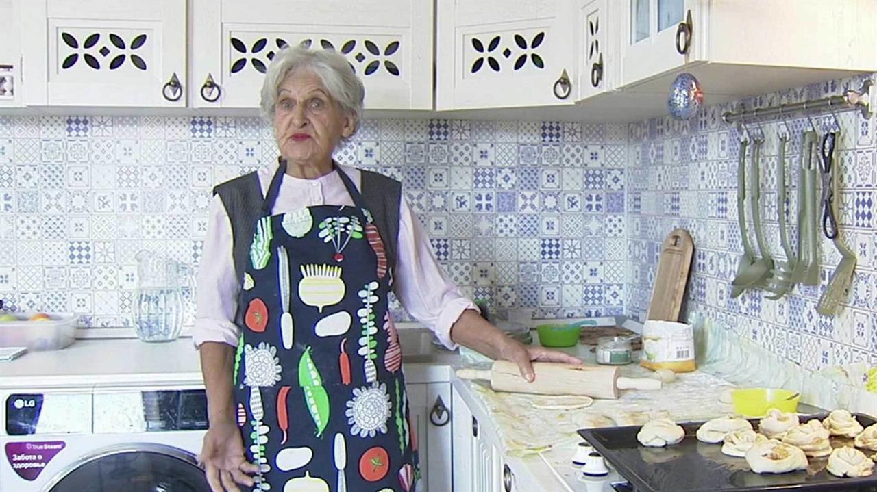 Пенсионерка из Краснодарского края в 85 лет стала блогером и звездой интернета
