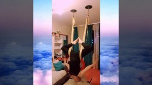 Antigravity фитнес в гамаках.