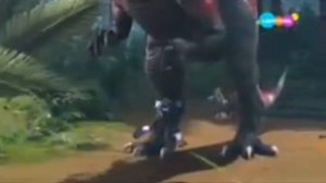 диностер вырезанный фрагмент карусель