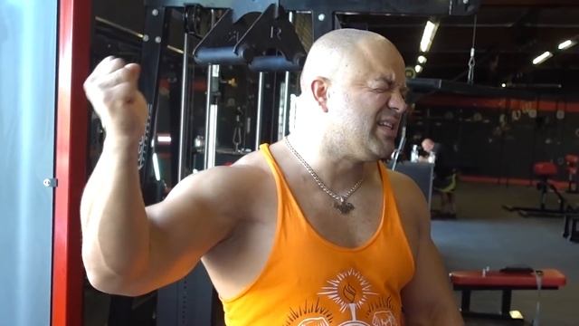 САРЫЧЕВ В БОКСЕ / ВЫДЕРЖИТ ЛИ НАГРУЗКУ? ПОД РУКОВОДСТВОМ ЛЕГЕНДАРНОГО ГЕННАДИЯ ГОЛОВКИНА GGG