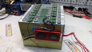 Аккумулятор LiFePO4 24v 220ah BMS 100A 2400W MAX В МЕТАЛИЧЕСКОМ КОРПУСЕ