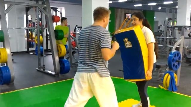 Илья Коноплев  впервые на занятии по каратэ