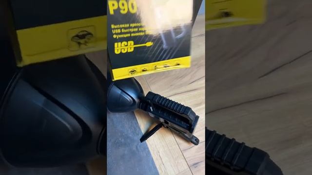 Переносная лампа ОГОНЬ Н-863 / Мощный фонарь-прожектор / смотреть онлайн