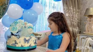 Ариночке 6лет.
