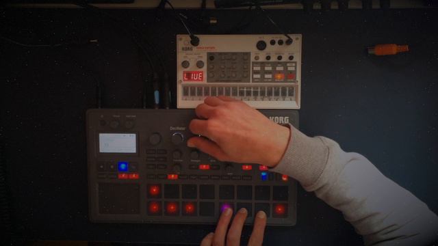 Korg Electribe 2 & Volca Sample - PSY Jam смотреть онлайн