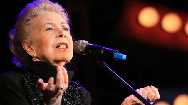 Инна, держитесь! Дочь Макаровой сделала срочное заявление… Она чахнет в больнице-конец! смотреть онлайн