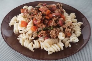 БЫСТРО, ПРОСТО И СЫТНО! Рецепт из фарша с фасолью в томатном соусе! Паста с фаршем и фасолью.