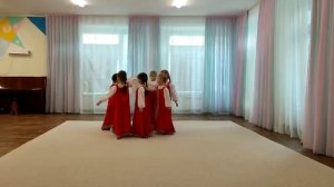 Хоровод "Вокруг рябинушки"
