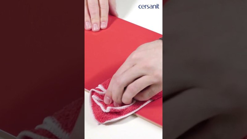 Как очистить воск с плитки при помощи строительного фена #ремонт #полезныесоветы #лайфхак
