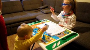 Ася Доктор, Даню укусила пчела. Asya Danya Doctor