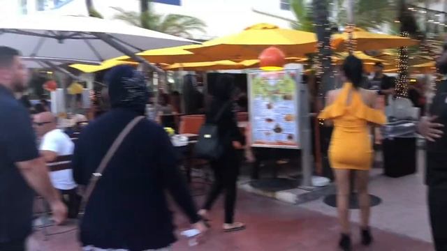 Дом Версаче в Майами.Знаменитая улица Ocean Drive?