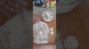 Рецепт приготовления вкусных сырников.mp4