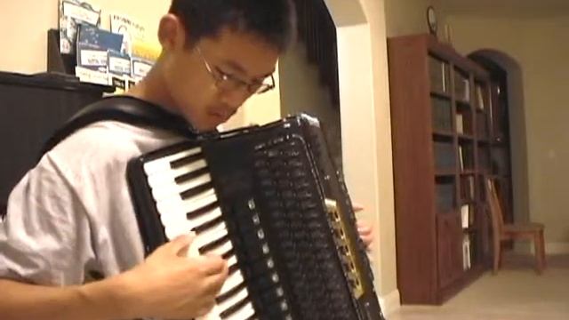 Accordion player Rio Drive polka смотреть онлайн