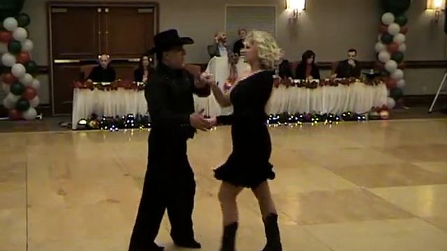 ProAm Male Diamond Novice West Coast Swing смотреть онлайн