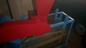 Станок(комбайн) для переработки кедровой шишки.