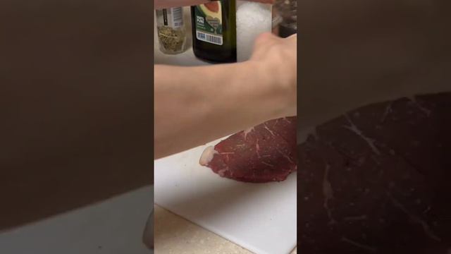 Стейк с розмарином @вкусно и кошерно смотреть онлайн