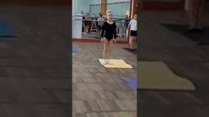 Семейное видео. Урок хореографии в музыкальной школе