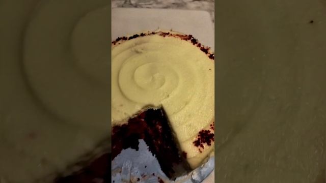 Red vine velvet cake