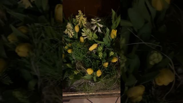 Кондак Сретению Господню поет Иоанн Карпов. Литургия 15.02.2024. смотреть онлайн