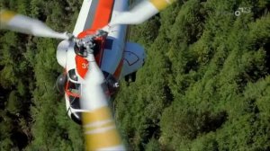 Boeing CH-234 helicopter logging - Чинук на лесозаготовке