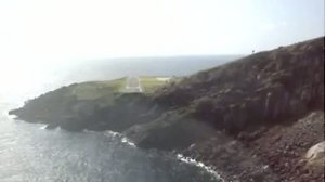 Одна из самых опасных ВПП в мире (Saba, Netherlands Antilles)