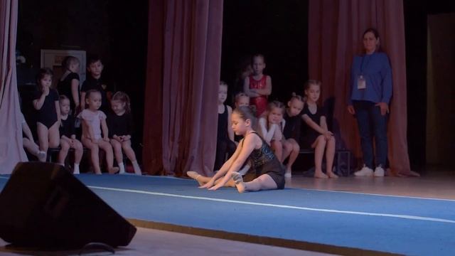 Акробатические дорожки 7-10 лет смотреть онлайн