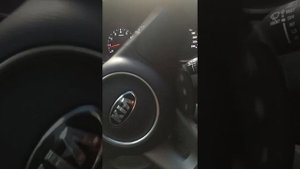 KIA CARENS 4 Стук при повороте руля