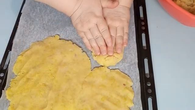 Готовь хоть каждый день и с разной начинкой.? Постный рулет без яиц и муки. смотреть онлайн