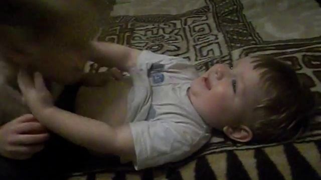 Детки смеются. children laugh смотреть онлайн