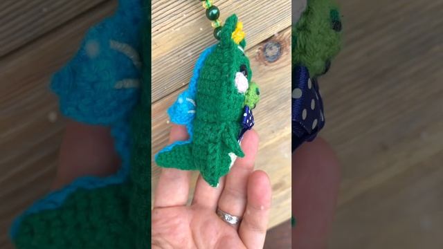 Брелок «Дракончик» (крючком) смотреть онлайн