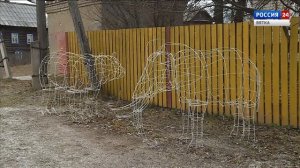 Умелец из Омутнинска создает уникальные фигуры из проволоки и камней (ГТРК Вятка)