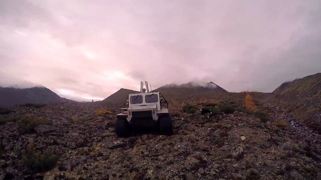 Горный автомобиль "Странник" в горах Якутии, Оймякон (осень 2017) смотреть онлайн