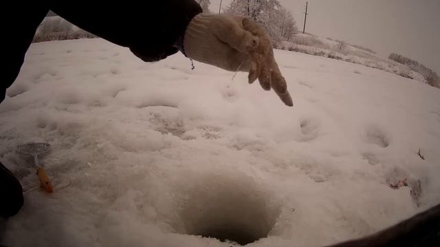 Рыбалка на окуня,на мормышку и ваучеры.Хороший клёв!!! смотреть онлайн