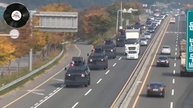 Modern Martina & KorgStyle смотреть онлайн