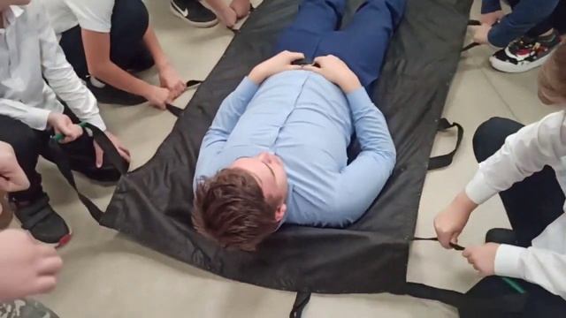 НОСИЛКИ 8А. КОРОТОКО, ПРОСТО, ЯСНО смотреть онлайн