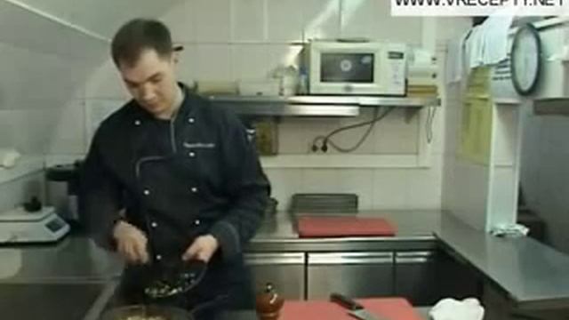 курица фаршированная блинами