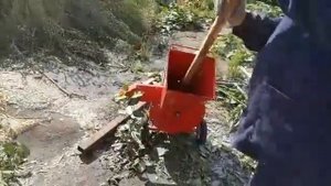 Садовый измельчитель веток Бизон