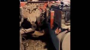 Замена рессорных сайлентблоков/Iveco stralis/размер ступичной гайки